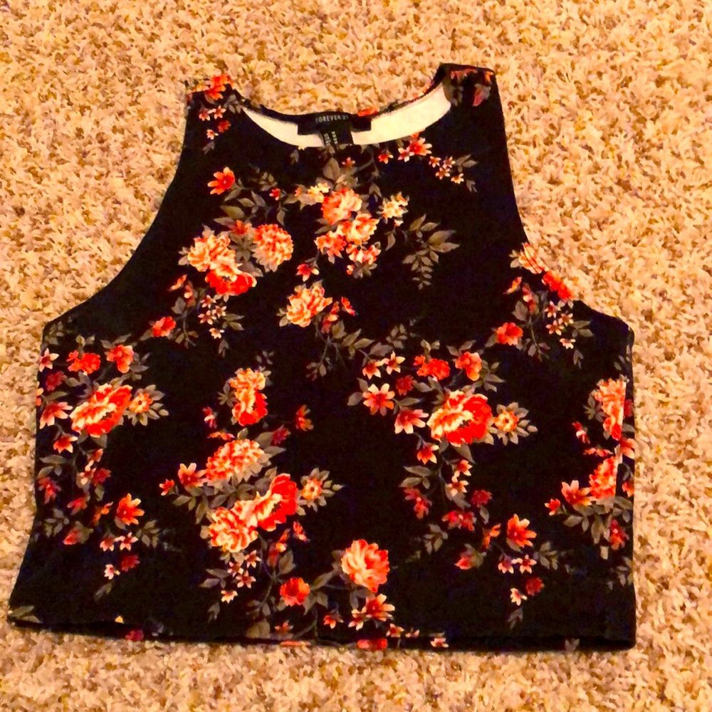 Crop top